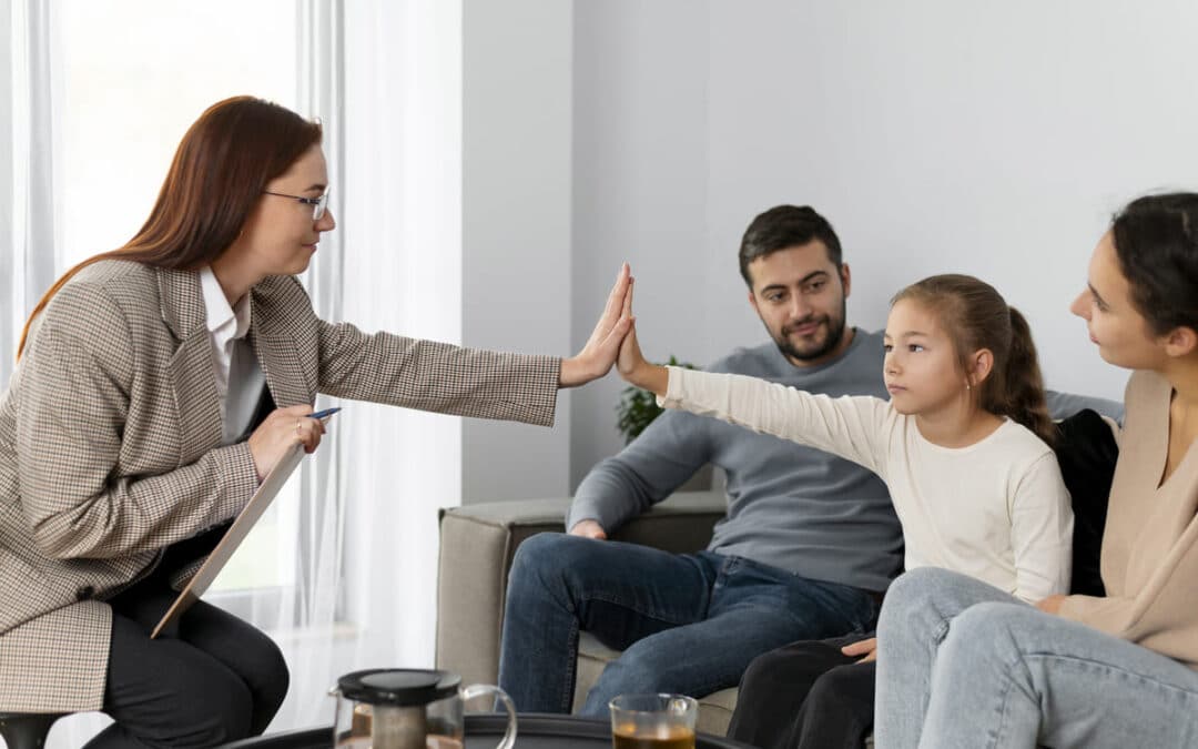 Cinco razones por las que formarte en Terapia Familiar en 2025