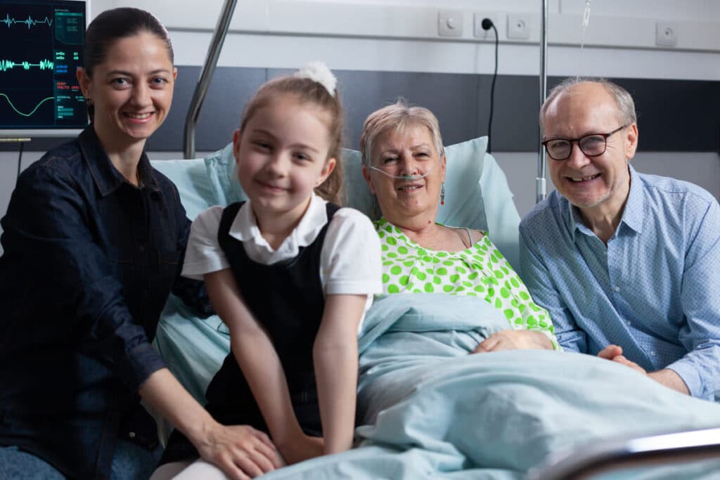 Reunión de mediación y contención emocional aplicando la intervención familiar en contextos hospitalarios